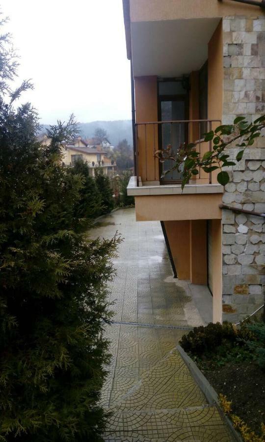 M&M Apartment Velingrad Bagian luar foto