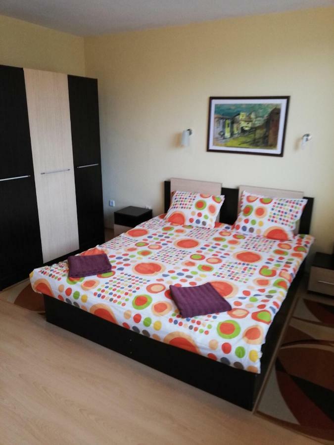 M&M Apartment Velingrad Bagian luar foto